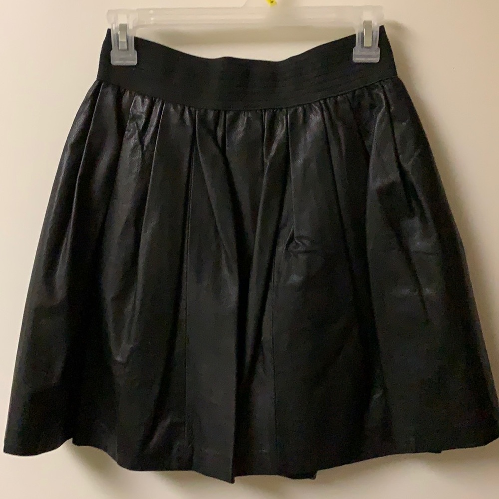 Leather pleated skirt